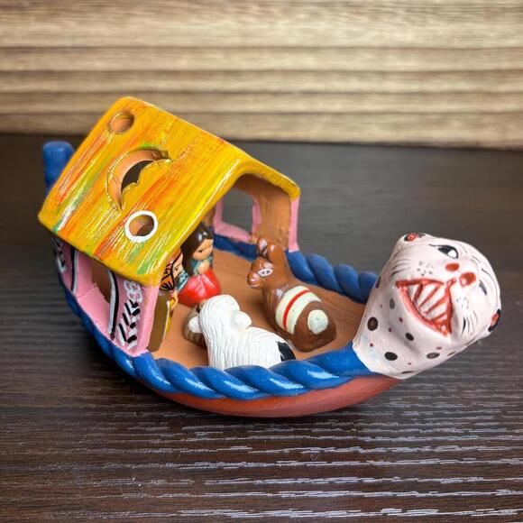 Handmade Peruvian Clay Nativity in Canoe White Jaguar Christmas Decoration